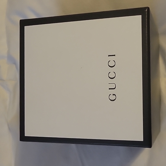Authentic Gucci watch PRICE IS STERN/willing to trade - Picture 2 of 12
